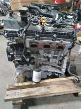Load image into Gallery viewer, Engine Motor  LINCOLN CONTINENTAL 2017 - MM1964826
