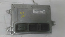 Load image into Gallery viewer, ECU ECM COMPUTER HONDA HR-V 2016 16 - MM1966401
