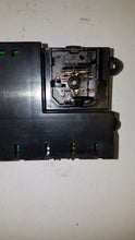 Load image into Gallery viewer, TEMPERATURE CONTROLS Ford F150 Pickup 04 05 06 07 08 - MM2030754
