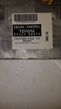 Load image into Gallery viewer, ECU ECM COMPUTER Toyota Sienna 2004 04 - MM2044078
