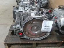 Load image into Gallery viewer, Transmission Kia Soul 2018 - MM2045288
