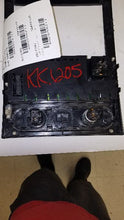 Load image into Gallery viewer, TEMPERATURE CONTROLS Ford F150 Pickup 04 05 06 07 08 - MM2054211
