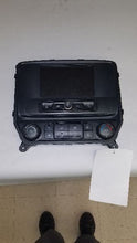 Load image into Gallery viewer, Radio  SILVERADO 1500 PICKUP 2017 - MM2073697
