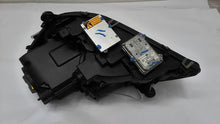 Load image into Gallery viewer, Headlight Lamp Assembly  MERCEDES GL-CLASS 2007 - MM2078436
