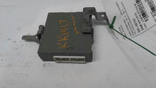 Load image into Gallery viewer, TRANSFER CASE CONTROL MODULE COMPUTER 4 Runner 2003-2009 - MM2080961
