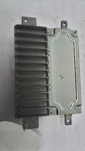 Load image into Gallery viewer, Radio Chrysler Pacifica 2017 - MM2128664
