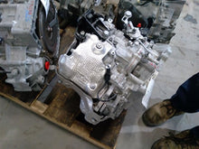 Load image into Gallery viewer, Transmission Hyundai Venue 2020 - MM2129182
