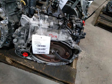 Load image into Gallery viewer, Transmission Kia Forte 2015 - MM2142448
