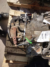 Load image into Gallery viewer, TRANSMISSION Chrysler PT Cruiser 2003 03 TURBO - MM2204135
