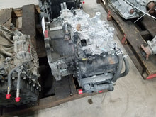 Load image into Gallery viewer, Transmission Hyundai Santa Fe 2018 - MM2212879

