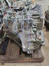 Load image into Gallery viewer, Transmission Kia Sorento 2017 - MM2214529
