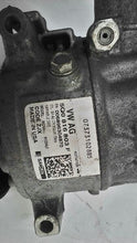 Load image into Gallery viewer, AC Compressor Volkswagen Golf 2019 - MM2215582
