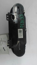 Load image into Gallery viewer, Temperature Controls Kia Sorento 2019 - MM2215919
