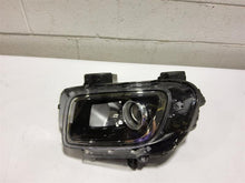 Load image into Gallery viewer, Headlight Lamp Assembly Hyundai Venue 2020 - MM2239585
