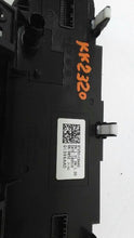 Load image into Gallery viewer, Temperature Controls Kia Sorento 2019 - MM2275165
