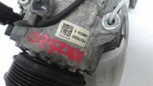 Load image into Gallery viewer, AC Compressor Kia Sorento 2019 - MM2275184
