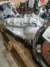 Load image into Gallery viewer, TRANSFER CASE Gl350 Gl450 Gl550 GL63 AMG GLE300 DCP GLE300d 14-19 - MM2276992
