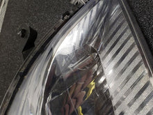Load image into Gallery viewer, HEADLIGHT LAMP ASSEMBLY Toyota Sienna 11 12 13 14 Right - MM2277906
