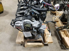 Load image into Gallery viewer, Engine Motor  KICKS 2018 - MM2282334
