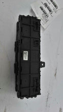 Load image into Gallery viewer, Temperature Controls Honda Passport 2021 - MM2292179
