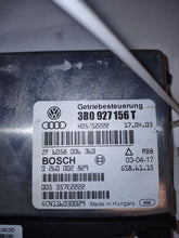 Load image into Gallery viewer, TRANSMISSION COMPUTER VW Passat 2002 02 2003 03 4.0L - MM2295543
