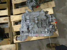 Load image into Gallery viewer, Transmission Honda CR-V 2018 - MM2311700
