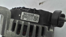 Load image into Gallery viewer, Alternator Cadillac XT4 2020 - MM2313531
