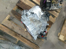 Load image into Gallery viewer, Transmission Kia Forte 2019 - MM2369285
