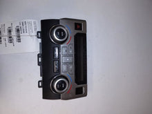 Load image into Gallery viewer, Temperature Controls Toyota Tundra 2014 - MM2372388
