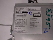 Load image into Gallery viewer, Radio Toyota Tacoma 2017 - MM2384672
