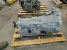 Load image into Gallery viewer, Transmission Hyundai Genesis 2013 - MM2385063
