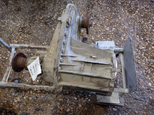 Load image into Gallery viewer, TRANSFER CASE F250SD Pickup 2013 13 2014 14 2015 15 2016 16 - MM2389640
