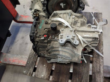 Load image into Gallery viewer, Transmission Chevrolet Sonic 2014 - MM2391107
