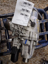 Load image into Gallery viewer, Transfer Case Jeep Renegade 2021 - MM2397317
