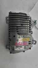 Load image into Gallery viewer, RADIO Ford Transit Connect 2014 14 2015 15 2016 16  AM FM - MM2398610
