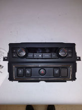 Load image into Gallery viewer, Temperature Controls Nissan Titan 2021 - MM2399599

