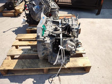 Load image into Gallery viewer, Transmission Honda HR-V 2017 - MM2401154

