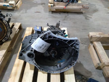 Load image into Gallery viewer, Transmission Nissan Sentra 2017 - MM2417142
