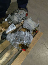 Load image into Gallery viewer, Transfer Case  PALISADE 2022 - MM2437985

