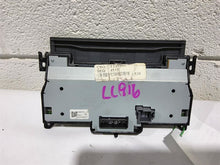 Load image into Gallery viewer, Temperature Controls Land Rover Evoque 2017 - MM2439243
