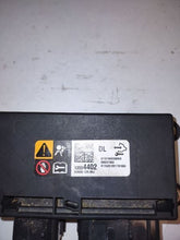 Load image into Gallery viewer, Computer  SILVERADO 2500 PICKUP 2016 - MM2449078
