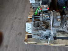 Load image into Gallery viewer, AUTOMATIC TRANSMISSION Beetle Jetta Passat 14 15 16 - MM2463090

