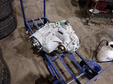 Load image into Gallery viewer, Transfer Case GMC Yukon 2018 - MM2464450
