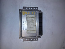Load image into Gallery viewer, ECU ECM COMPUTER LAND ROVER DISCOVERY 99 00 01 02 03 04 - MM2464639
