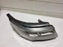 Load image into Gallery viewer, HEADLIGHT LAMP ASSEMBLY Ford Explorer 2016 16 2017 17 Right - MM2466895
