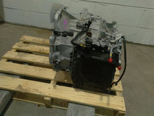 Load image into Gallery viewer, TRANSMISSION Hyundai Azera 2015 15 2016 16 2017 17 - MM2469655

