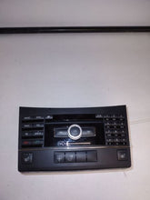 Load image into Gallery viewer, RADIO CONTROL Mercedes-Benz E350 E550 E63 2010 10 2011 11 - MM2471057
