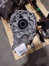 Load image into Gallery viewer, Transfer Case  G90 2017 - MM2481263
