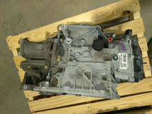 Load image into Gallery viewer, Transmission Chevrolet Malibu 2017 - MM2481454
