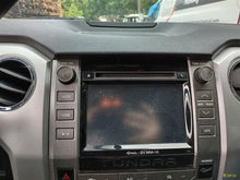 Load image into Gallery viewer, Radio Toyota Tundra 2017 - MM2483272
